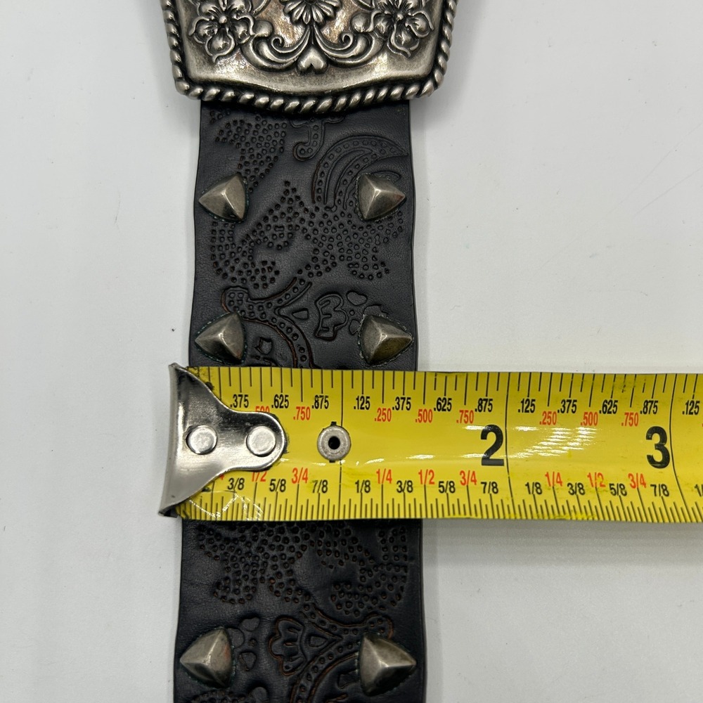 Guess Belt Mens 40 Black Good Leather Western Star Trophy Buckle Studded Paisley - Picture 2 of 6